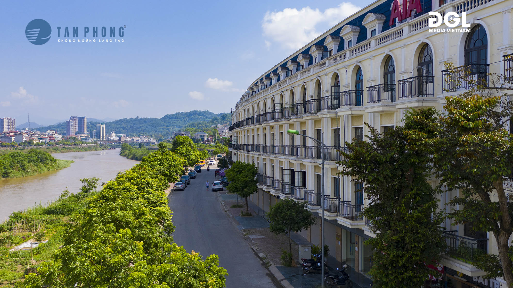 MASTER DOOR - CÔNG TY CỔ PHẦN TÂN PHONG